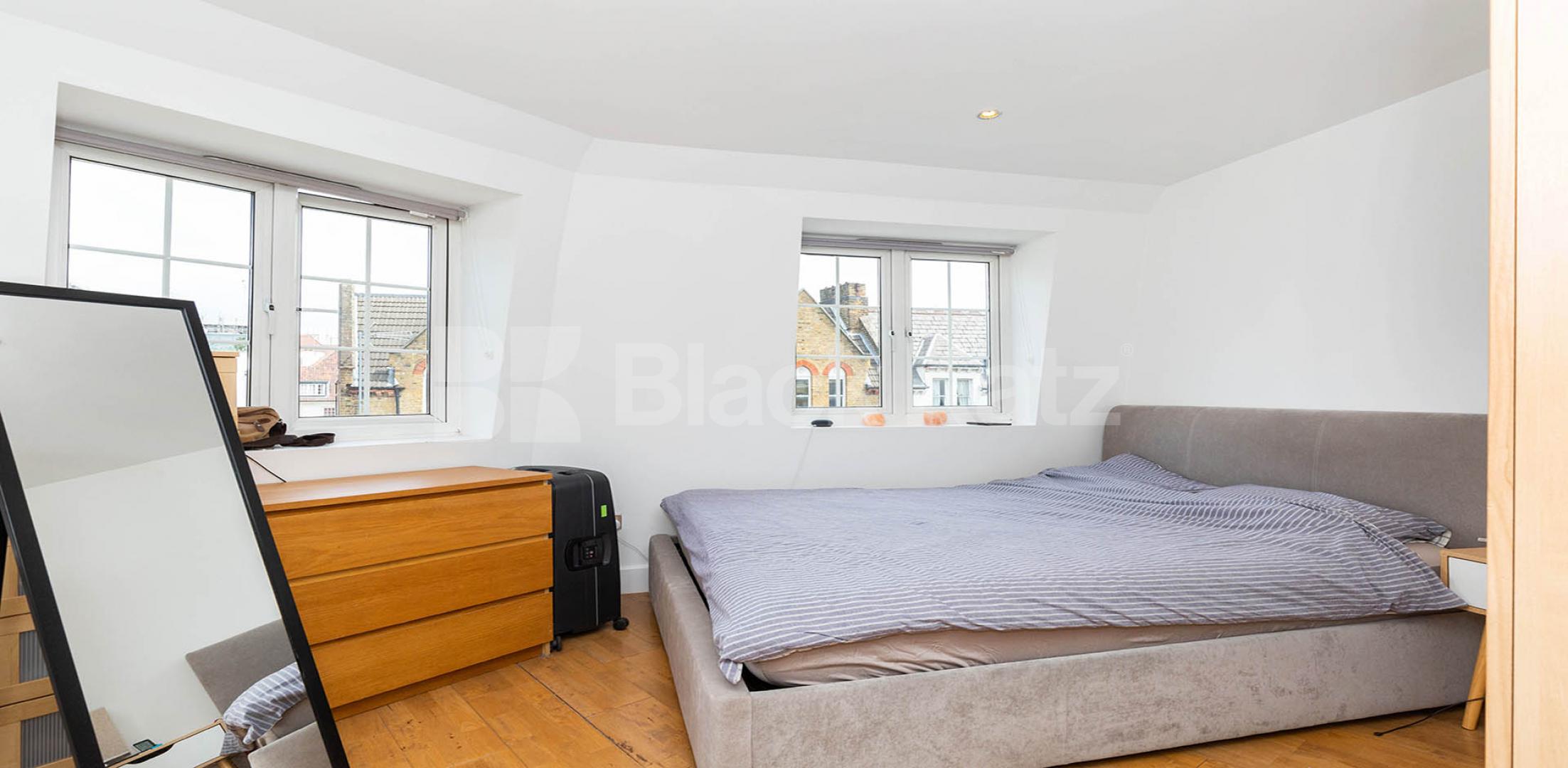 			Spacious one / two bed minutes to ucl, soas & royal vet college, 2 Bedroom, 1 bath, 1 reception Flat			 Doric Way, Euston